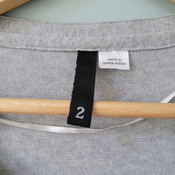 H&M grey v neck lightweight cardigan - Picture 2 of 9